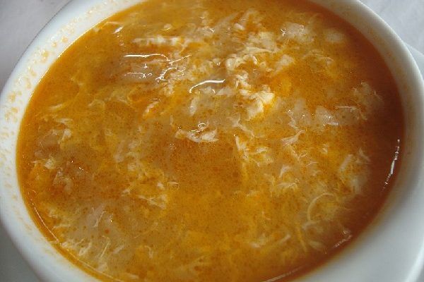 Sopa de ajo tradicional